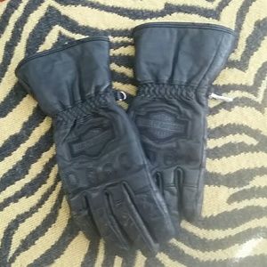Harley-Davidson leather riding gloves, size medium